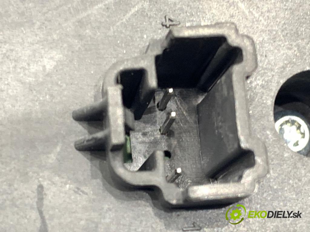 FORD MONDEO MK5 Kombi 2017 132 kW 2.0 TDCi 4x4 1998 Prepínač okien DG9T-14540-DDW (Prepínacie páčky pod volantom)