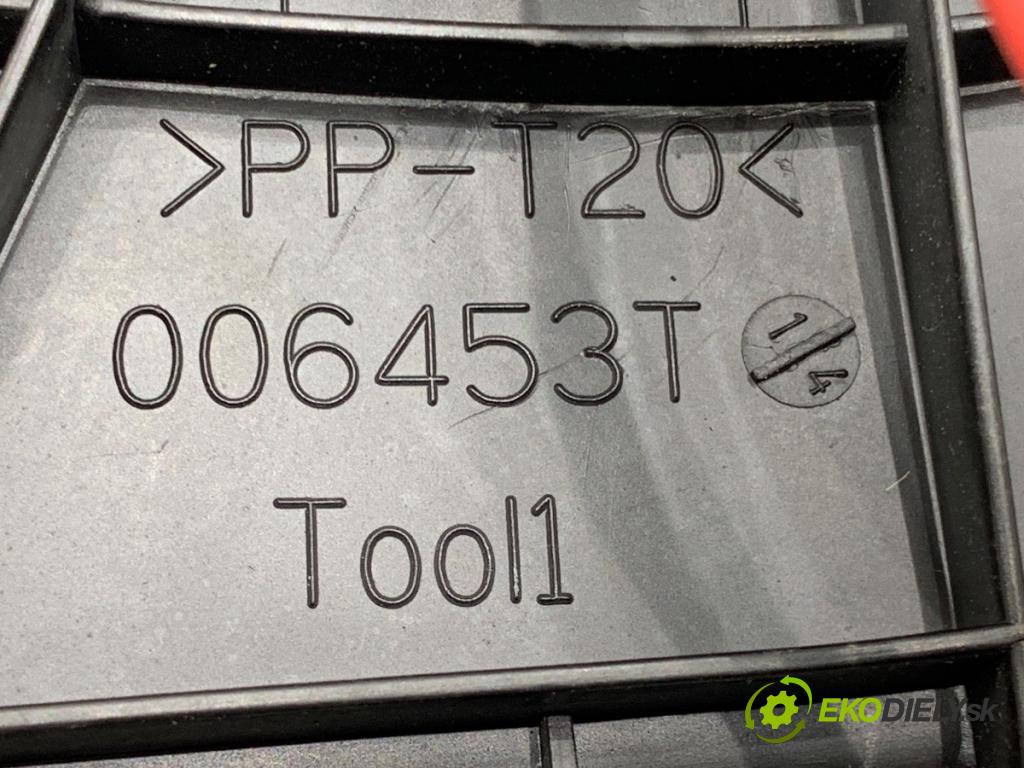 OPEL CORSA C liftback 2003 55 kW 1.2 (F08, F68) 1199 topení 006453T