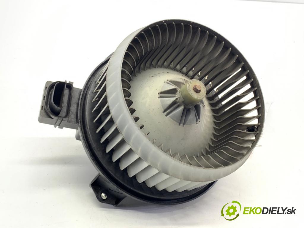 DODGE CALIBER liftback 2007 103 kW 2.0 CRD 1968 topení AY272700-5011