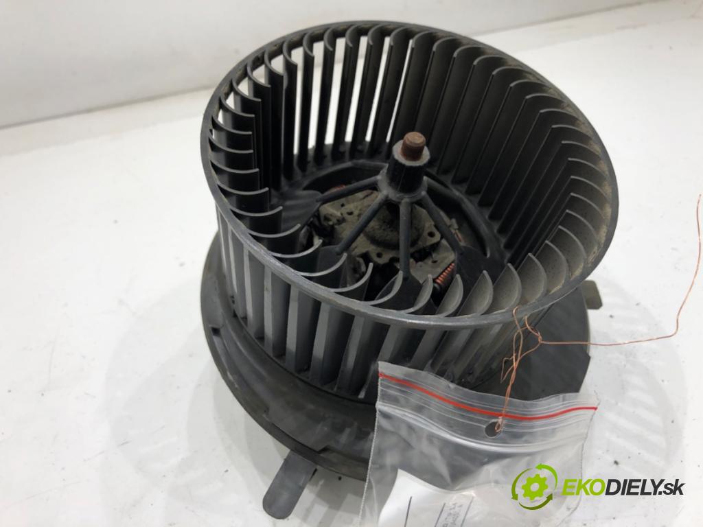SEAT ALTEA XL nadwozie wielkoprzestrzenne (MPV) 2010 92 kW 1.4 TSI 1390 ventilátor kúrenia 1K1819015E