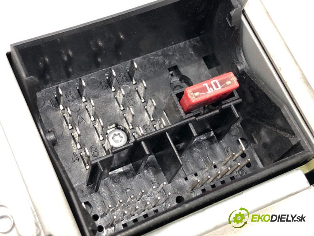 SEAT ALTEA XL nadwozie wielkoprzestrzenne (MPV) 2010 92 kW 1.4 TSI 1390 RADIO 5P0035153B (Audio zariadenie)