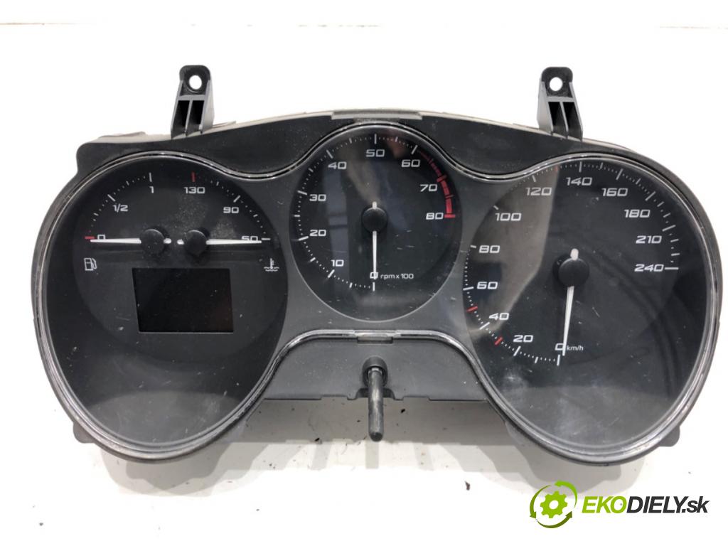 SEAT ALTEA XL nadwozie wielkoprzestrzenne (MPV) 2010 92 kW 1.4 TSI 1390 Prístrojovka A2C5327995 (Prístrojová doska)