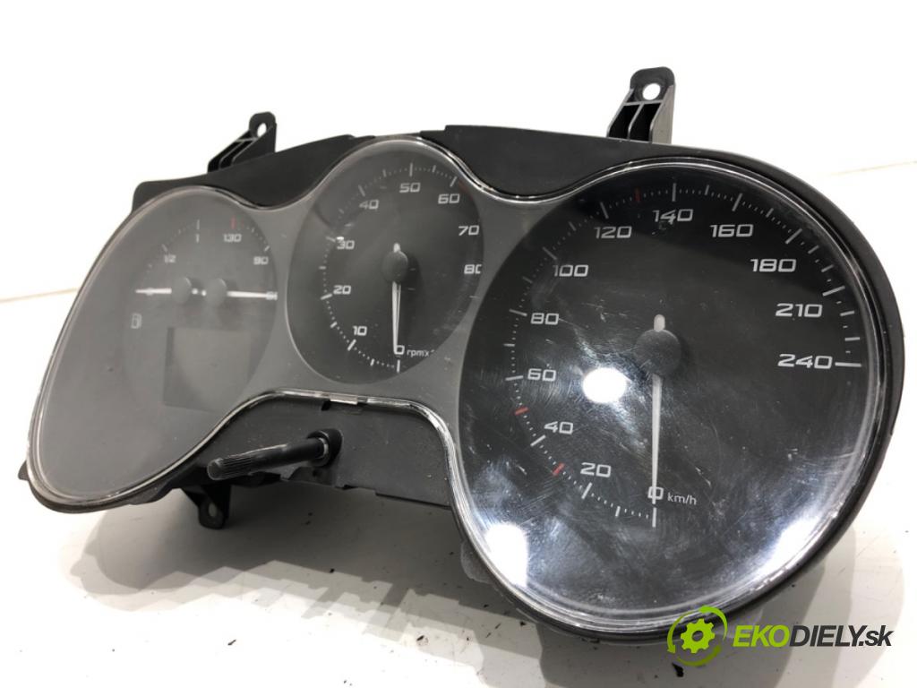 SEAT ALTEA XL nadwozie wielkoprzestrzenne (MPV) 2010 92 kW 1.4 TSI 1390 Prístrojovka A2C5327995 (Prístrojová doska)