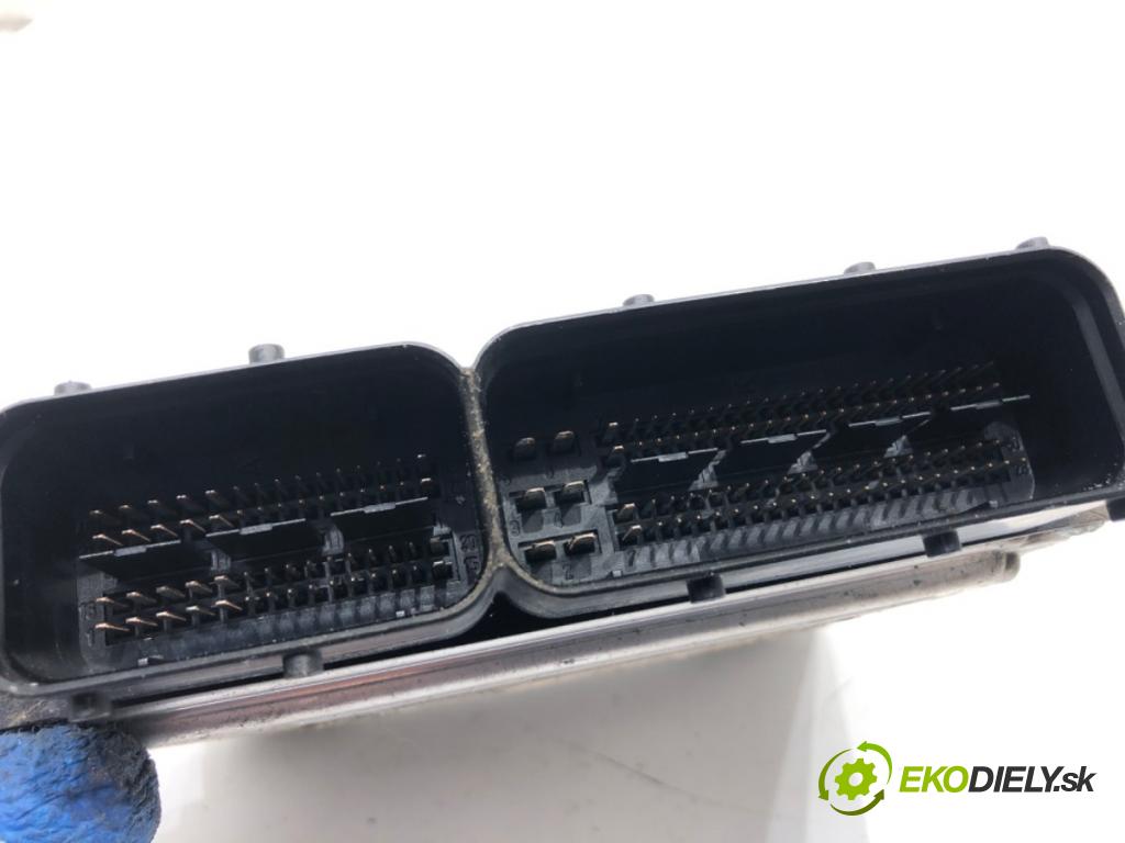 VW JETTA III sedan 2005 85 kW 1.6 FSI 1598 riadiaca jednotka Motor 03C906056CG (Riadiaca jednotka)