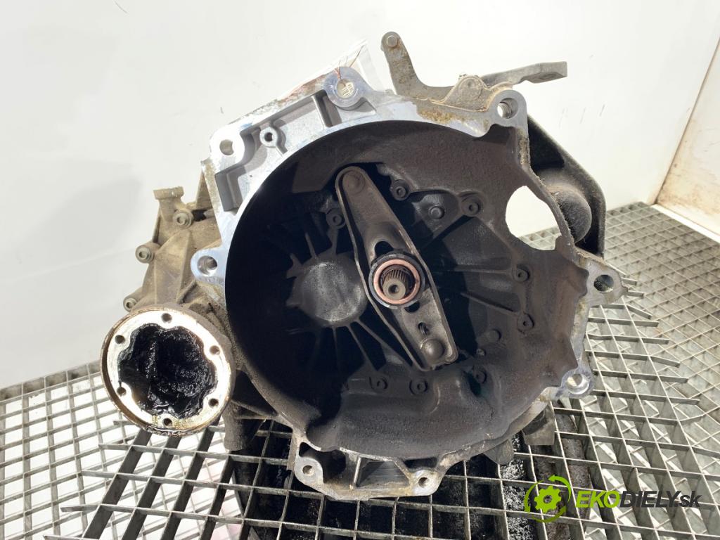 VW JETTA III sedan 2005 85 kW 1.6 FSI 1598 Prevodovka HBM (Prevodovka)