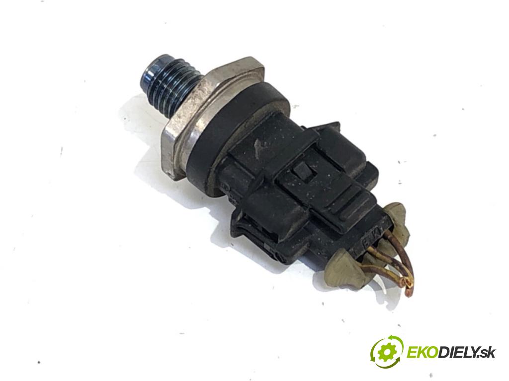 OPEL ASTRA H liftback 2007 74 kW 1.7 CDTI (L48) 1686 Snímač tlaku paliva 0281002767 (Snímač)