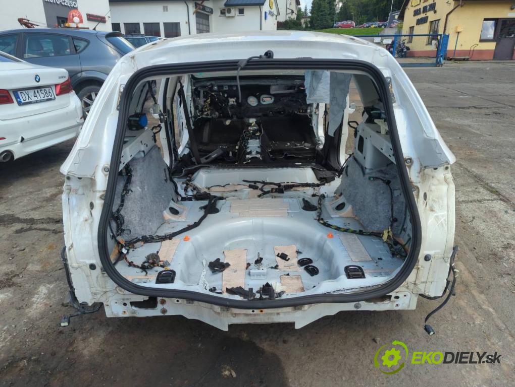 FORD MONDEO MK5 Kombi 2017 132 kW 2.0 TDCi 4x4 1998 KAROSERIA ČTVRŤÁK blatník zadní část levý pravý práh střecha PODŁUŻNICA levý pravý