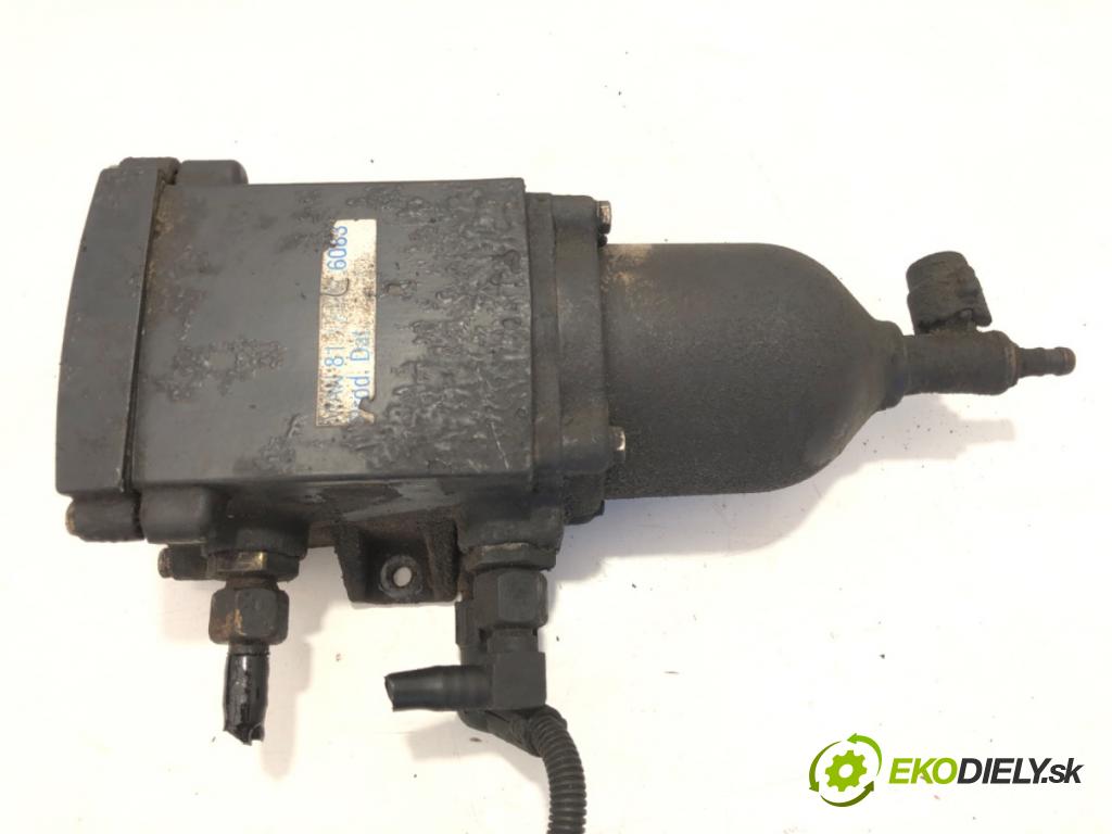 MAN TGA Ciągnik siodłowy 2007 324 kW 18.440 324 kW [440 KM] olej napędowy 2005 - 2022 10518 obal filtra paliva 81125016083 (Kryt palivového filtru)