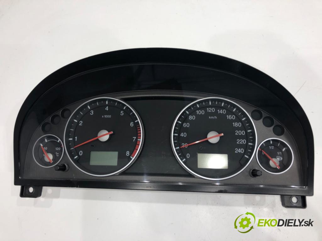 FORD MONDEO MK3 Kombi 2003 125 kW 2.5 V6 24V 2495 Prístrojovka 3S7T-10849-SC (Prístrojová doska)