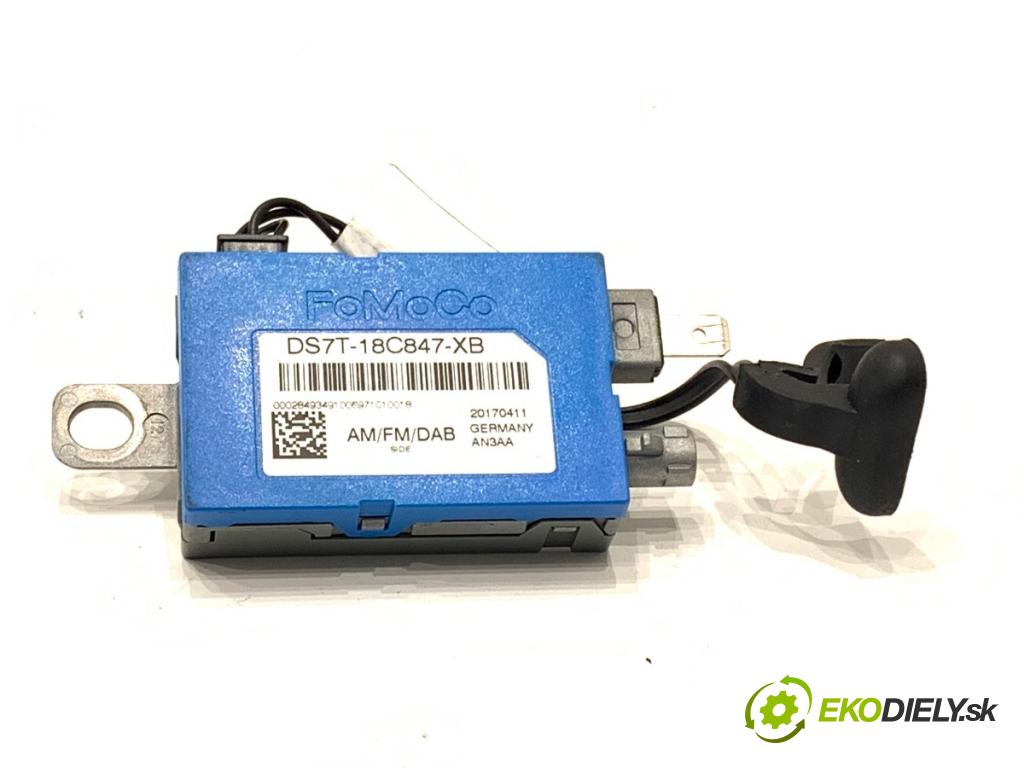 FORD MONDEO MK5 Kombi 2017 132 kW 2.0 TDCi 4x4 1998 Zosilňovač Antenní: DS7T-18C847-XB (Zosilňovač)