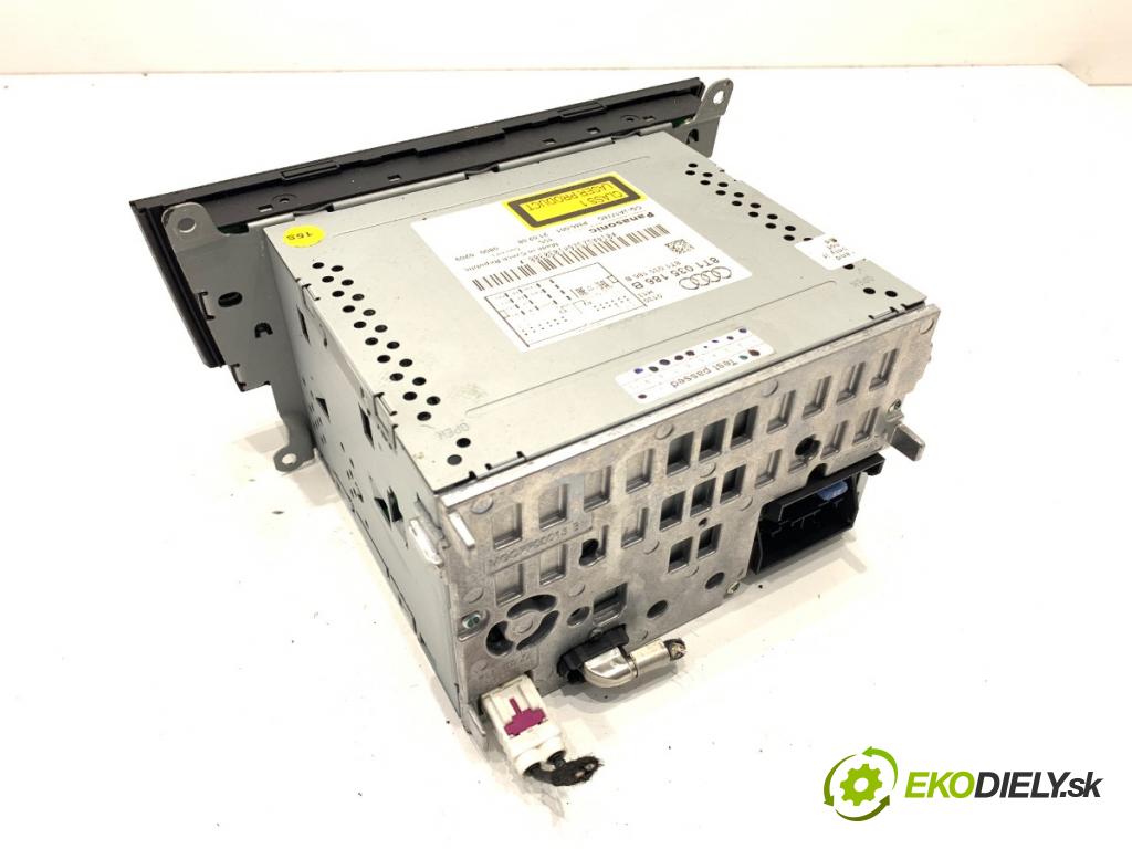 AUDI A4 B8 sedan 2008 118 kW 1.8 TFSI 1798 RADIO 8T1035186B (Audio zariadenie)