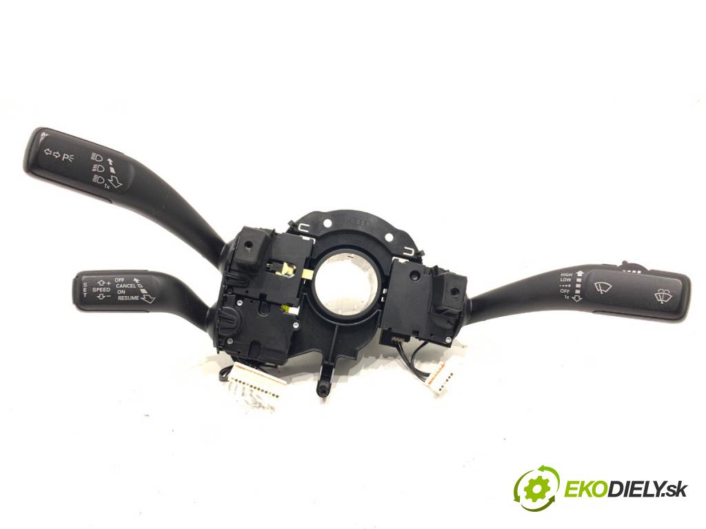 AUDI A4 B8 sedan 2008 118 kW 1.8 TFSI 1798 Prepínač kombinovaný 8K0953502A (Prepínacie páčky pod volantom)