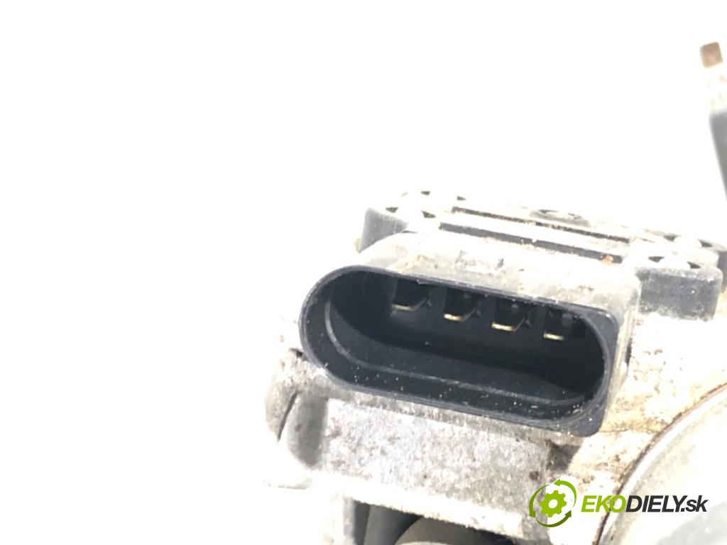 AUDI A4 B8 sedan 2008 118 kW 1.8 TFSI 1798 Mechanizmus stieračov predný 8K1955119 (Motorček stieračov predný)