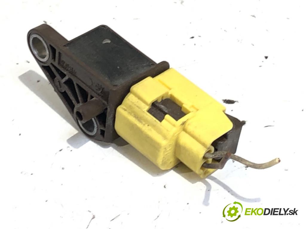 AUDI A4 B8 sedan 2008 118 kW 1.8 TFSI 1798 Snímač nárazu 8K0959651 (Snímač nárazu)