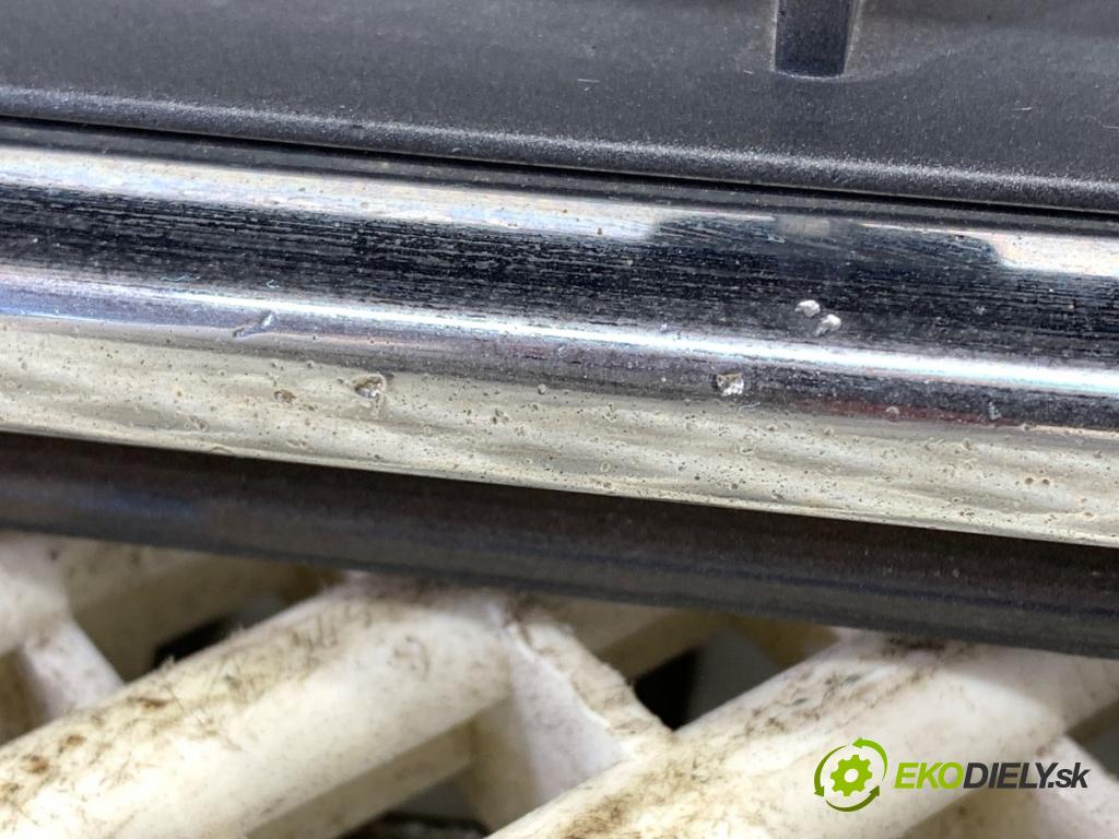 AUDI A4 B8 sedan 2008 118 kW 1.8 TFSI 1798 mřížka maska 8K0853651 (Přední mřížka (maska chladiče))