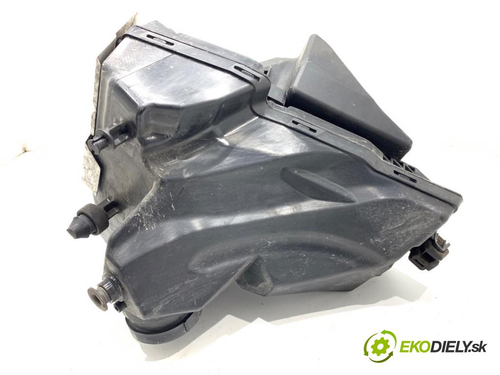 AUDI A4 B8 sedan 2008 118 kW 1.8 TFSI 1798 Obal filtra vzduchu 8K0133837AB (Obal vzduchového filtra)
