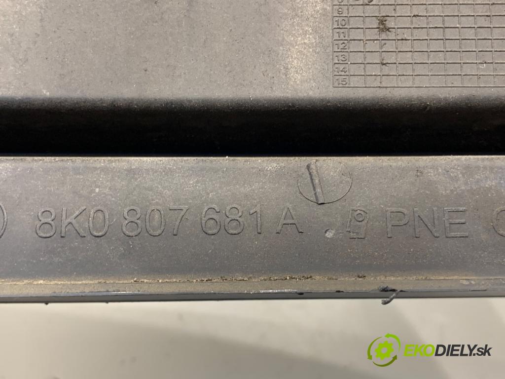 AUDI A4 B8 sedan 2008 118 kW 1.8 TFSI 1798 mří nárazníka levý přední část 8K0807681A