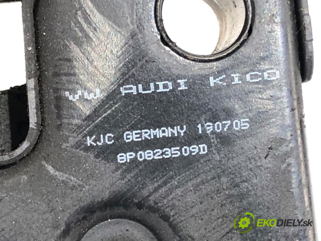 AUDI A3 8P liftback 2005 75 kW 1.6 1595 zámok kapoty přední část 8P0823509D