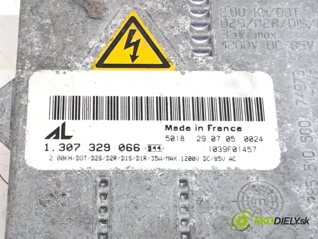 AUDI A3 8P liftback 2005 75 kW 1.6 1595 Menič XENON 1307329066 (Riadiaca jednotka xenónu)