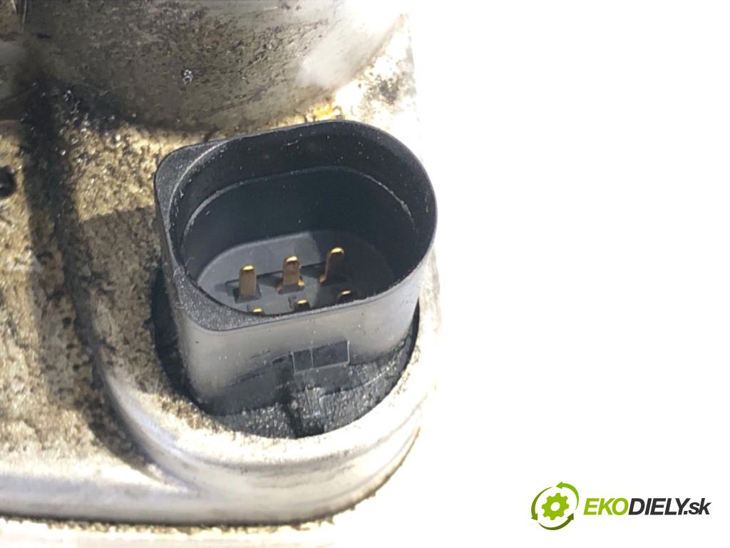 AUDI A3 8P liftback 2005 75 kW 1.6 1595 Škrtiaca klapka 06A133062AT (Škrtiaca klapka)