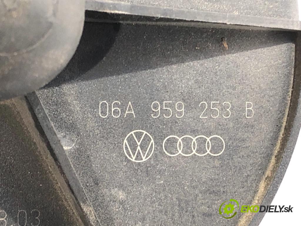 AUDI A3 8P liftback 2005 75 kW 1.6 1595 pumpa vzduchu sekundárního 06A959253B (Topení, ventilace ostatní)