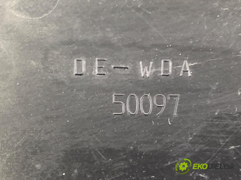 AUDI A3 8P liftback 2005 75 kW 1.6 1595 Torpédo, plast pod čelné okno  (Torpédo (plast pod čelným sklom))