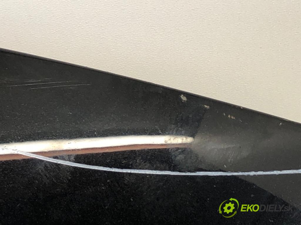 AUDI A3 8P liftback 2005 75 kW 1.6 1595 kapota (Kapota)