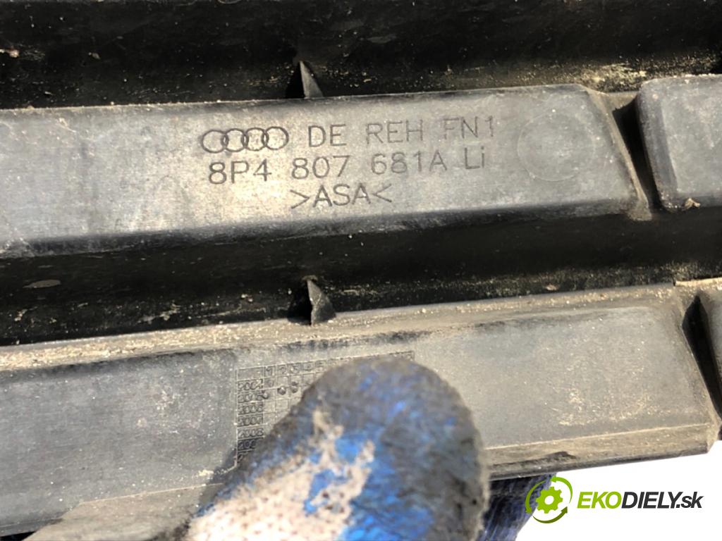 AUDI A3 8P liftback 2005 75 kW 1.6 1595 mří nárazníka levý přední část 8P4807681A