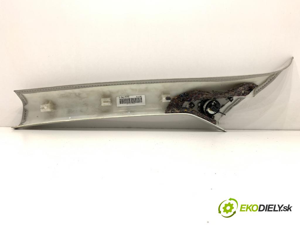 AUDI A3 8P liftback 2005 75 kW 1.6 1595 Clona stĺpika pravy