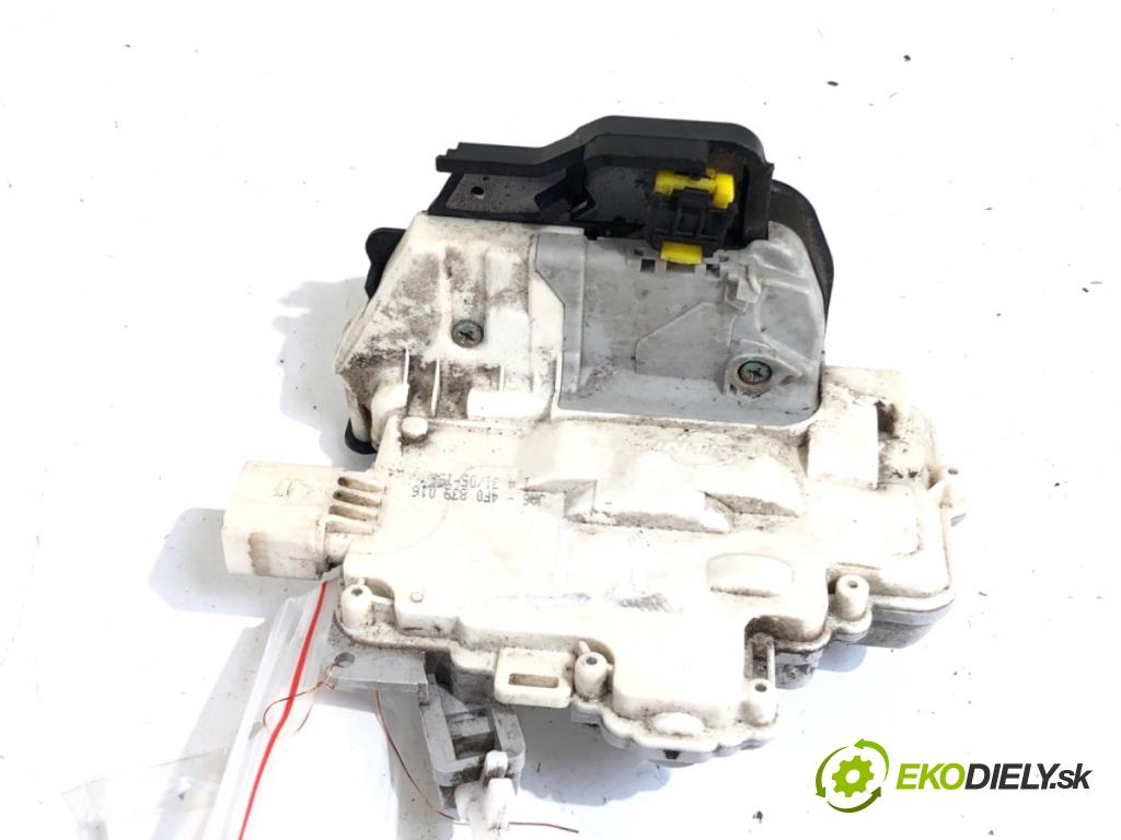AUDI A3 8P liftback 2005 75 kW 1.6 1595 zámok dveře pravý zadní část 4F0839016