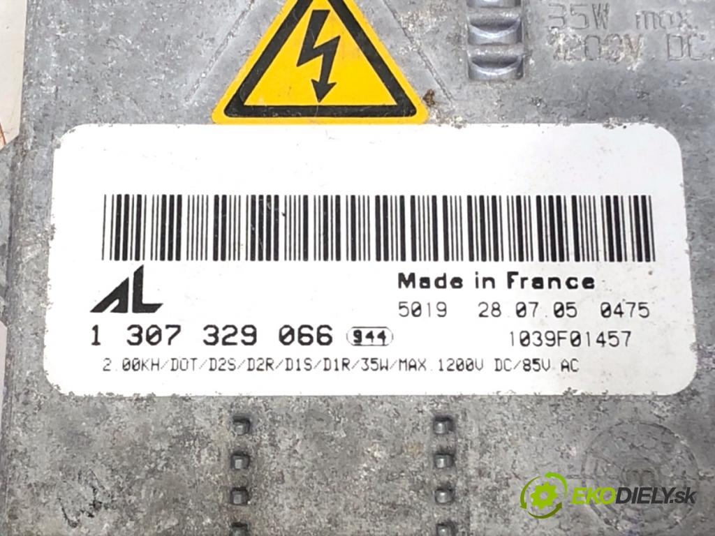 AUDI A3 8P liftback 2005 75 kW 1.6 1595 Menič XENON 1307329066 (Riadiaca jednotka xenónu)