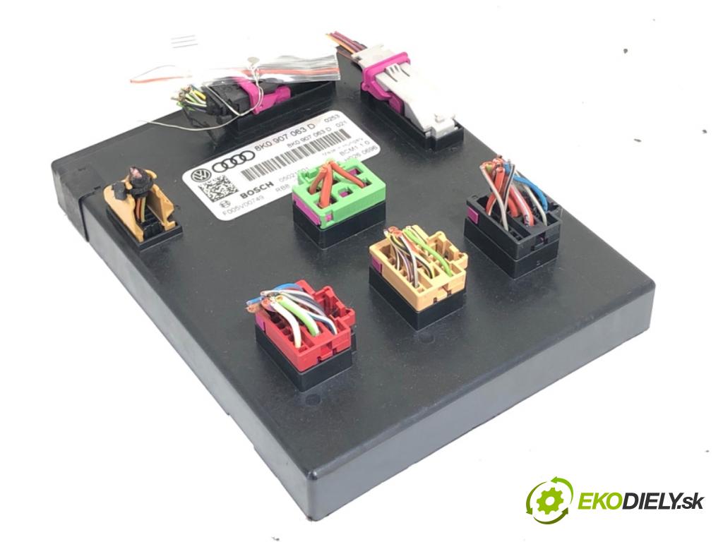 AUDI A4 B8 sedan 2008 118 kW 1.8 TFSI 1798 Modul komfortu 8K0907063D (Modul komfortu)