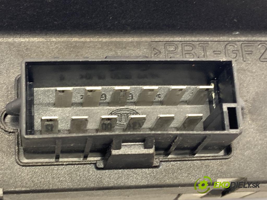 OPEL ASTRA H Kombi 2004 74 kW 1.7 CDTI (L35) 1686 Modul ťažného oka 24453850 (Riadiaca jednotka ostatné)