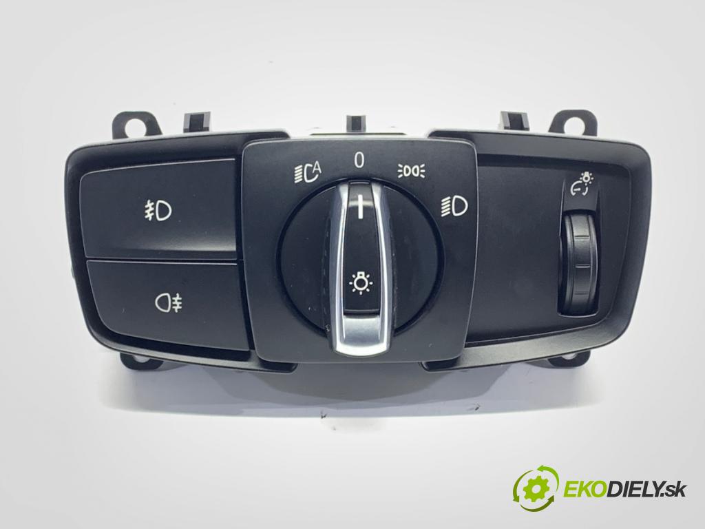 BMW F45 nadwozie wielkoprzestrzenne (MPV) 2015 110 kW 218 d 1995 spínač světel 9311727