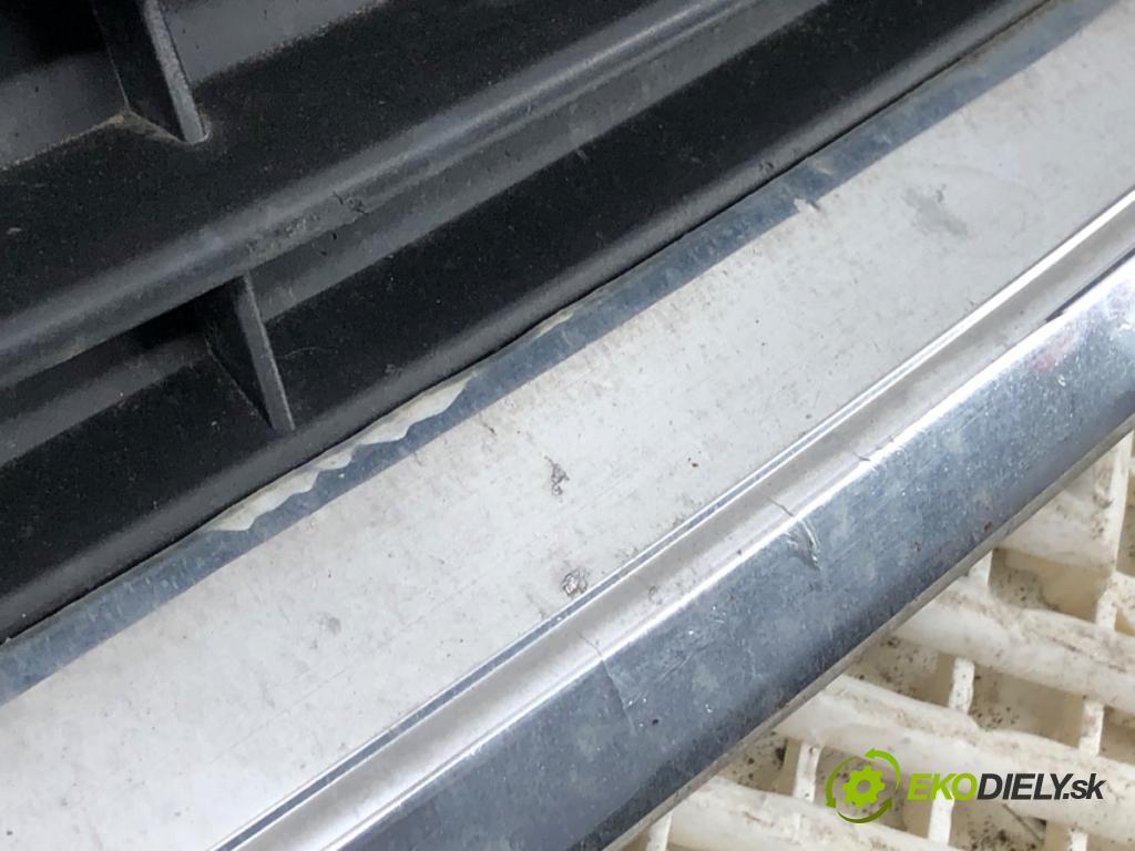 CITROEN C8 nadwozie wielkoprzestrzenne (MPV) 2008 100 kW 2.0 HDi 135 1997 mřížka maska 1401074577 (Přední mřížka (maska chladiče))