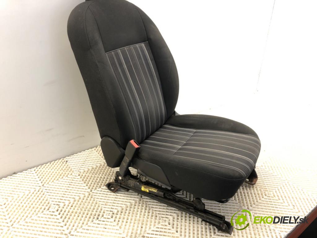 FORD FOCUS II Kombi 2008 80 kW 1.6 TDCi 1560 Sedadlo ľavy predný