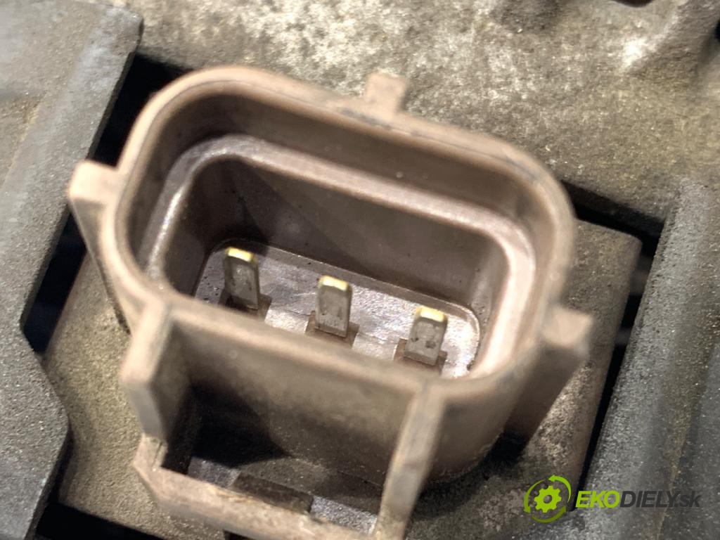 FORD FOCUS II Kombi 2008 80 kW 1.6 TDCi 1560 Alternátor 104210-3523 (Alternátor)