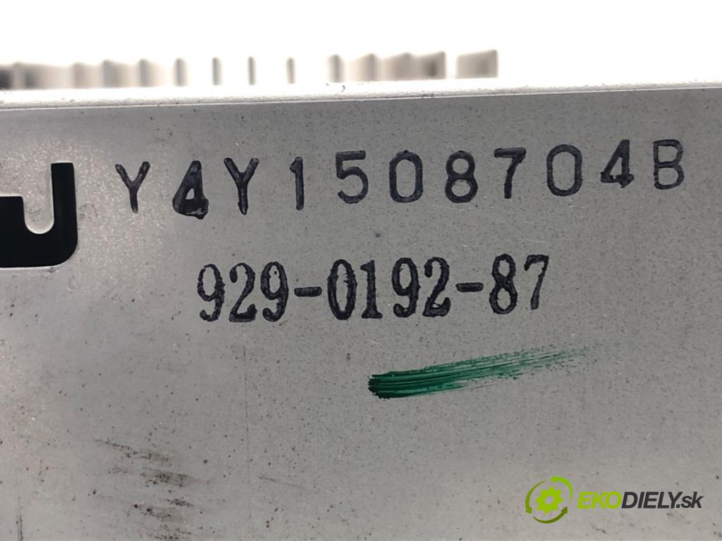 NISSAN MURANO Z50 SUV 2005 172 kW 3.5 3498 RADIO 28188-CC000 (Audio zariadenie)