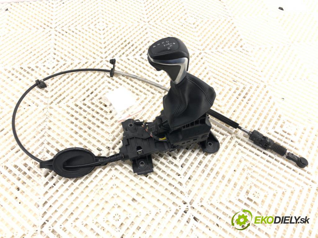 BMW F45 nadwozie wielkoprzestrzenne (MPV) 2015 110 kW 218 d 1995 kulisa 8638225 (Řadicí páka (kulisa) )