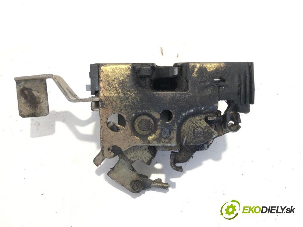 FIAT DUCATO II Platforma / podwozie 1995 80 kW 2.0 1998 zámok dveře pravý přední část