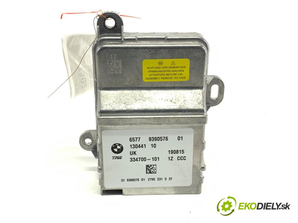 BMW F45 nadwozie wielkoprzestrzenne (MPV) 2015 110 kW 218 d 1995 senzor airbag 9390576 (Snímač)