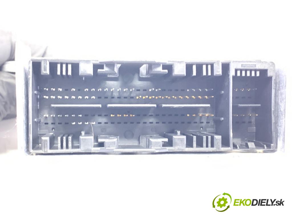 BMW F45 nadwozie wielkoprzestrzenne (MPV) 2015 110 kW 218 d 1995 senzor airbag 9390576 (Snímač)