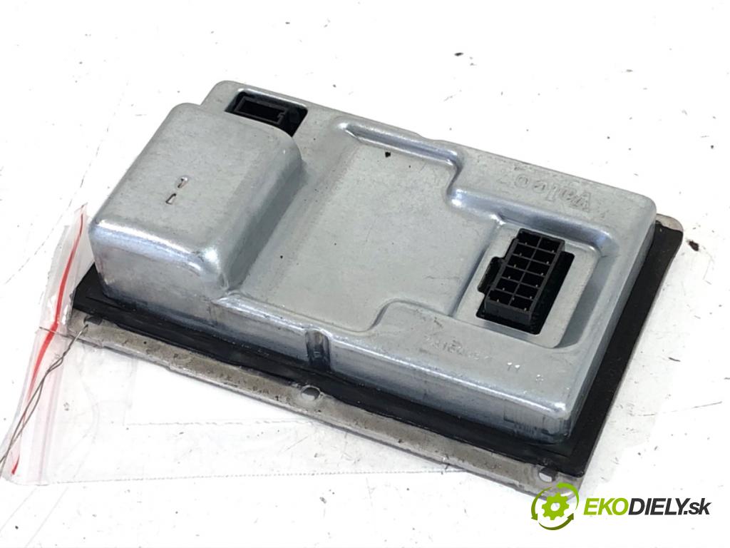 CITROEN C8 nadwozie wielkoprzestrzenne (MPV) 2008 100 kW 2.0 HDi 135 1997 Menič XENON 89030461 (Riadiaca jednotka xenónu)