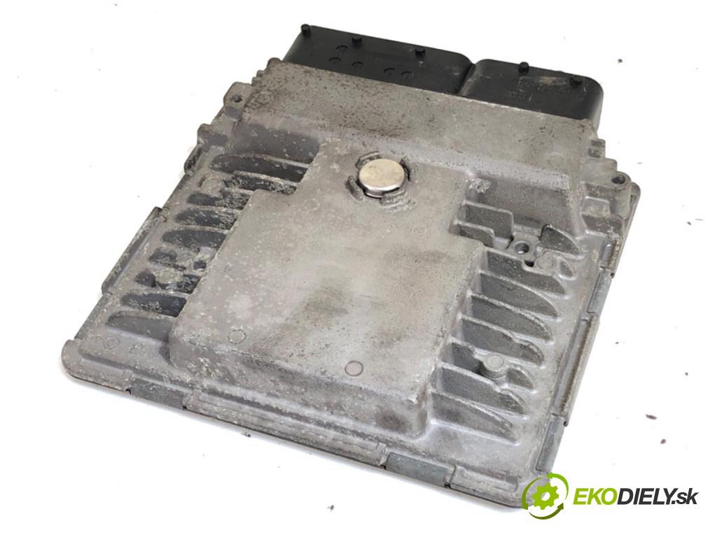 SKODA RAPID liftback 2013 77 kW 1.2 TSI 1197 riadiaca jednotka Motor 03F906070FP (Riadiaca jednotka)