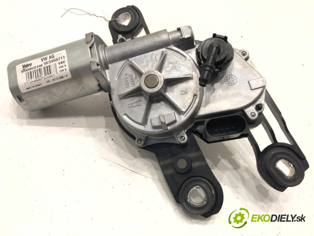 SKODA RAPID liftback 2013 77 kW 1.2 TSI 1197 motor stěračů zadní část 5E5955711