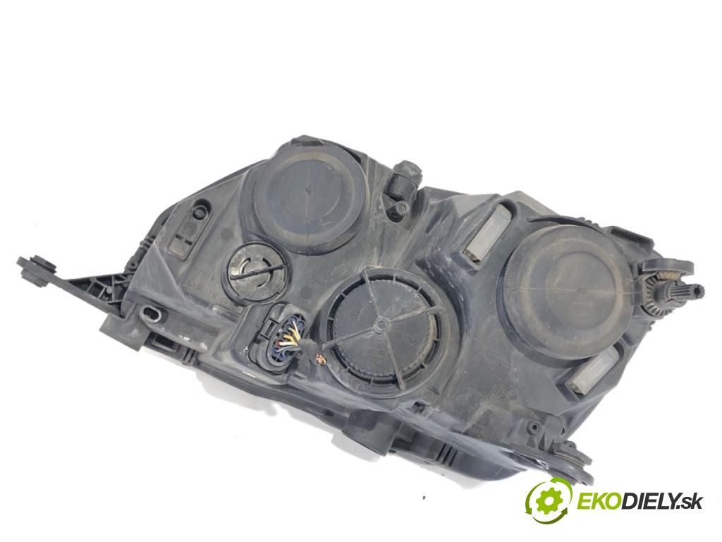 SKODA RAPID liftback 2013 77 kW 1.2 TSI 1197 Svetlomet pravy predný 5JB941016