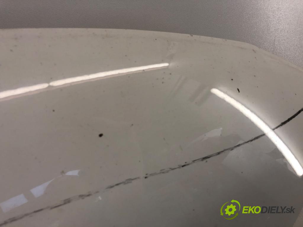 SKODA RAPID liftback 2013 77 kW 1.2 TSI 1197 kapota  (Kapota)