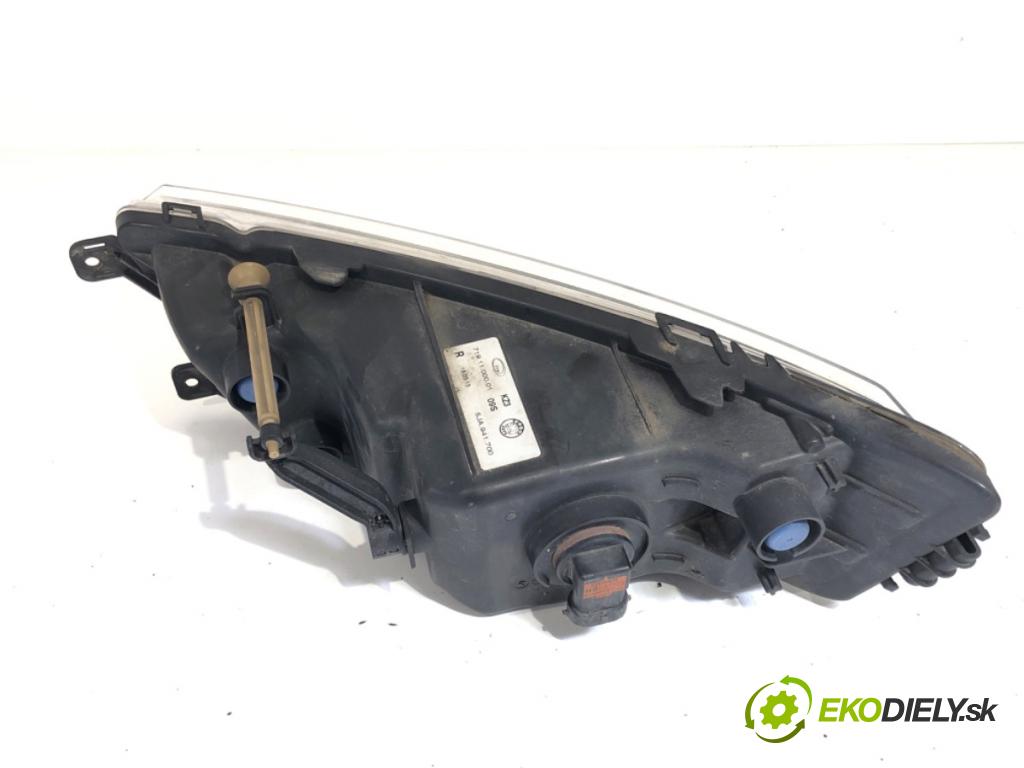 SKODA RAPID liftback 2013 77 kW 1.2 TSI 1197 hmlové svetlo, hmlovka pravý přední část 5JA941700