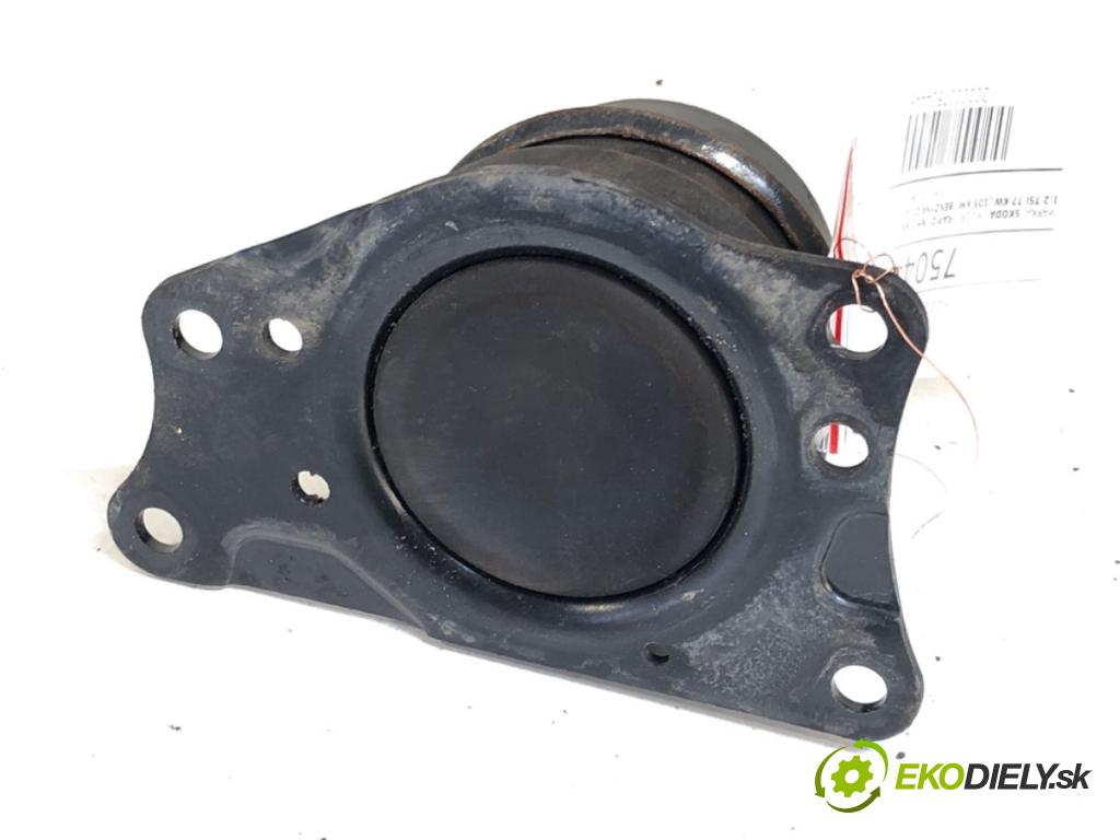 SKODA RAPID liftback 2013 77 kW 1.2 TSI 1197 AirBag Motor 6R0199167AB (Držiak motora)
