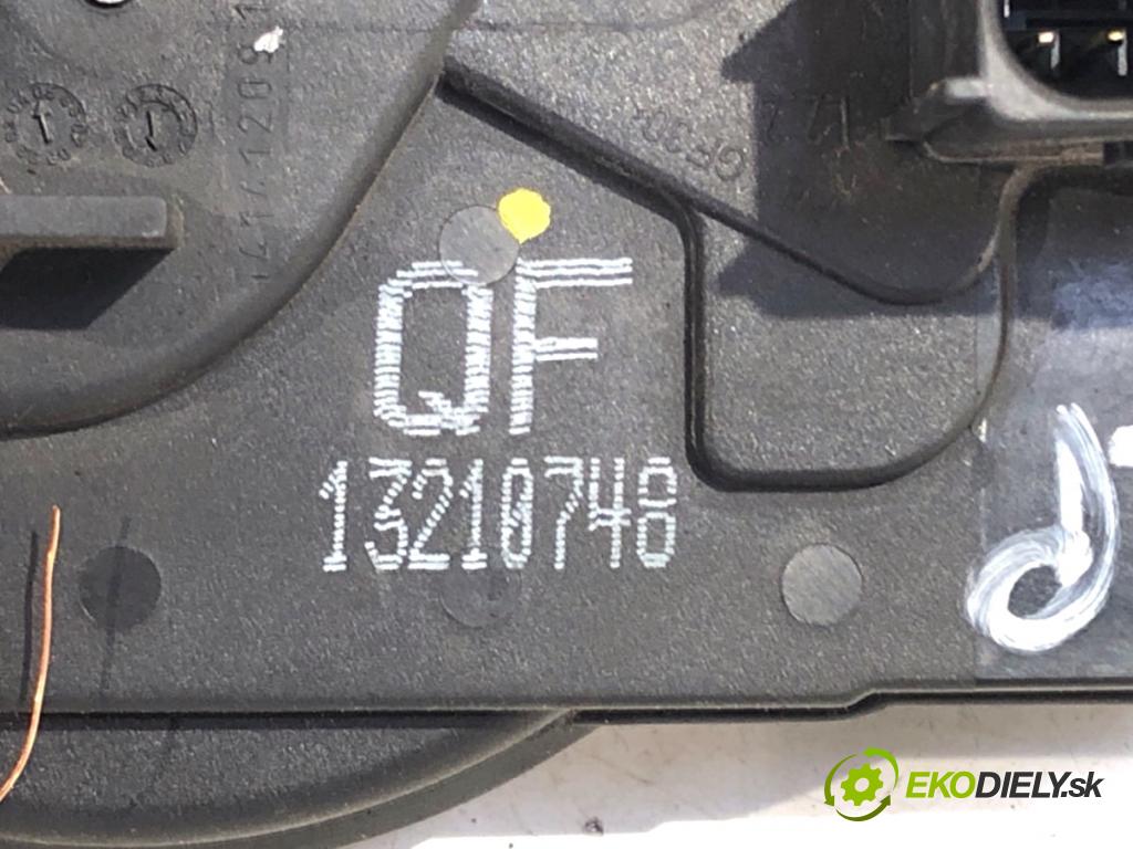 OPEL ZAFIRA B Nadwozie pełne/minivan 2005 88 kW 1.9 CDTI VAN (M75) 1910 zámok dveře levý přední část 13210748